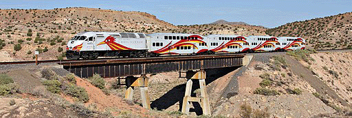 https://commons.wikimedia.org/wiki/File:New_Mexico_Rail_Runner_La_Bajada_Hill.jpg<br />
Jerry Huddleston, CC BY 2.0 <https://creativecommons.org/licenses/by/2.0>, via Wikimedia Commons